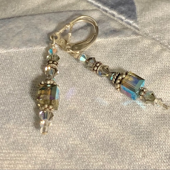 Swarovski Crystals made w/ 925 Sterling Silver ❣️ - Picture 2 of 8